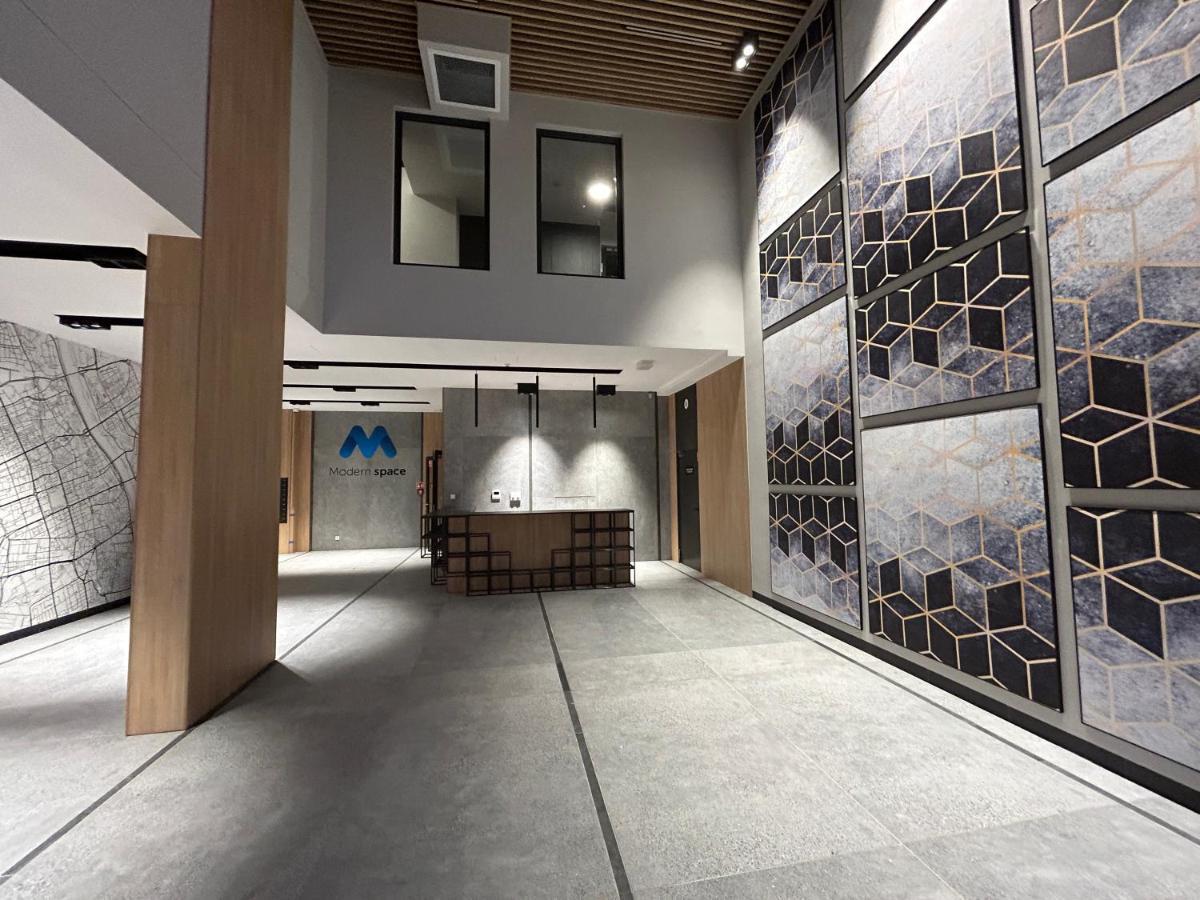 33 Modern Lägenhet